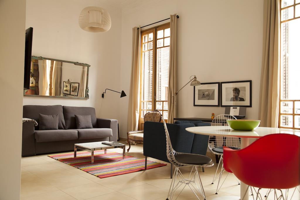 Bubuflats Ayuntamiento Walencja